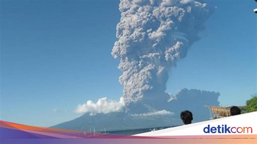 Gunung Sangeang Api, Cagar Alam Indah di Bima yang Tak Boleh Didaki