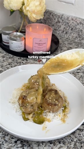Smothered Turkey Meatballs 🤎🍽️
