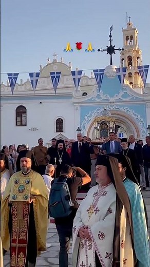 10 ΧΙΛΙΑΔΕΣ ΠΙΣΤΟΙ ΣΗΜΕΡΑ ΣΤΗ ΛΙΤΑΝΕΙΑ ΣΤΗΝ ΠΑΝΑΓΙΑ ΤΗΣ ΤΗΝΟΥ