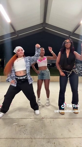 clips/edits of nette (@clips.edits_nette)’s videos with original sound - clips/edits of nette