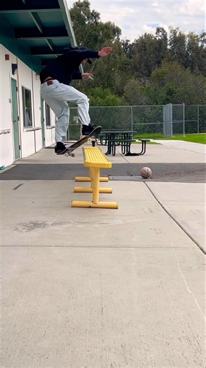 Yellow Bench #skateboarding #boardslide #skateboardingisfun