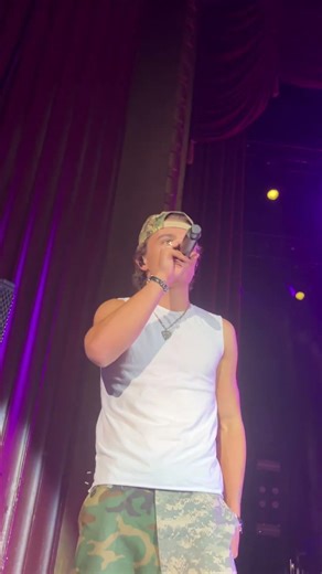 Timmy Mckeever is awesome I had a blast at this pre show