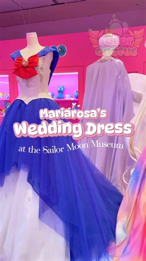 ✨ Jacqueline Nathaly ✨ on Instagram: "✨ About the Sailor Moon Wedding Dresses by Mariarosa ✨ Japanese bridal brand Mariarosa collaborated with Sailor Moon to create an exclusive wedding collection supervised by Naoko Takeuchi. 🌙 Each gown combines classic bridal elegance with subtle references to the series — from celestial motifs and guardian symbols to soft sparkles that evoke the magic of moonlight. The result is a unique fusion of fantasy and couture, perfect for brides who grew up dreaming