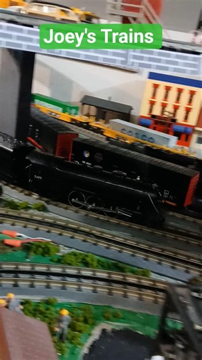 Hudson Steam Engine speeds by!