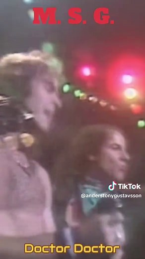 THE MICHAEL SCHENKER GROUP 😍😎 Doctor Doctor #themichaelschenkergroup 1983. #ufo #phenomenon 1974. M. S. G. Live. 1983. @Scorpions Gary Barden - Lead Vocals. Michael Schenker - Lead Guitar. Chris Glen - Bass Guitar. Ted McKenna - Drums. Phenomenon is the third studio album by English rock band UFO, released in May 1974. It was the band's first album after guitarist Michael Schenker joined them, replacing Mick Bolton.
