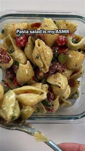 Get ready for these calming pasta salad recipes 😌