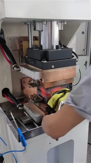 Diffusion Welding Machine: The Ultimate Solution for Solid-State, High-Strength Metal Bonding