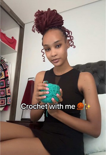 Crocheting a top for my baby sis 🧶🥹💕🩷🌸 #crochet #crochetset #crochettop #kidscrochet #knit #crochetideas #crochetwithme