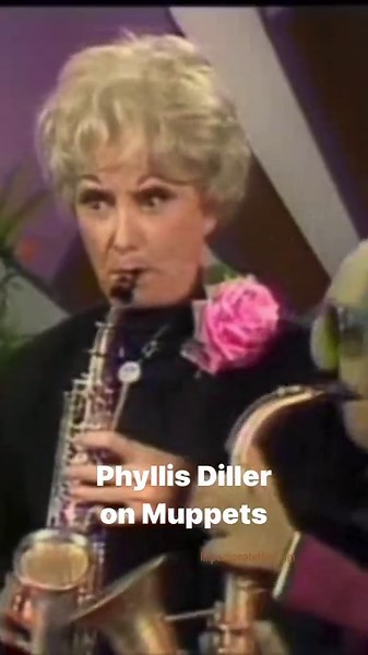 Phyllis Diller in 1977 on the Muppets, playing the Entertainer in her curved bell soprano saxophone with Zoot. Her mother bought Phyllis her first saxophone when she was 14 years old. #phyllisdiller #saxophone #sopranosax #muppets #zoot #musician #1970s | The Phyllis Diller