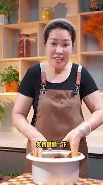 谁能拒绝一锅暖乎乎的茄汁排骨呢！番茄的清甜融进软糯排骨，酸甜开胃，大人小孩都抢着吃！#美食#茄汁排骨 #美食做法#美食教程 #家庭菜