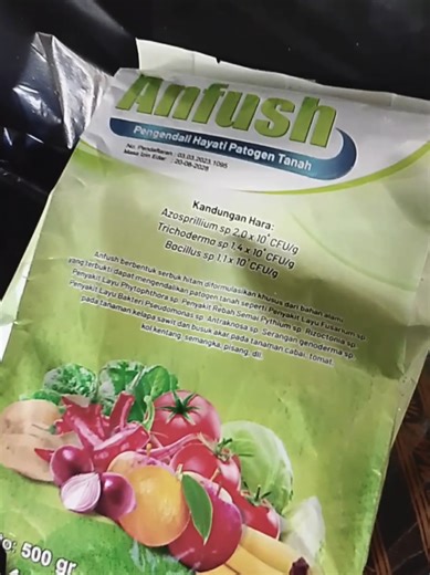 trikoderma merek ANFUSH sangat cocok untuk tanaman yang terkena penyakit jamur dan juga bisa di gunakan untuk memperbaiki unsur tanah😁 #foryou #pupuk #promo #trikoderma #tanimuda