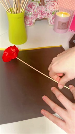 Single rose wrapping tutorial. #flowerarrangement #rosebouquet #handmade