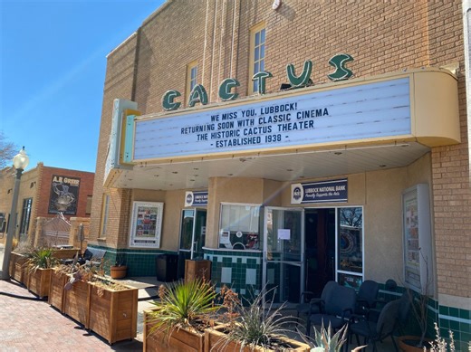 Lubbock’s Cactus Theater screens Halloween movies