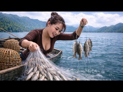 Wild Lake Fishing Compilation | Beautiful Girl Masters Ancient Techniques