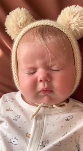The little sneeze followed by that smile! 🥺❤️ #BabySneeze #Smile #CuteBaby #Wholesome #Viral