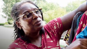 The Rise and Fall of LuLaRoe: Trailer 1