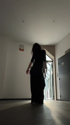 Dance Challenge with Gentleman and Lily