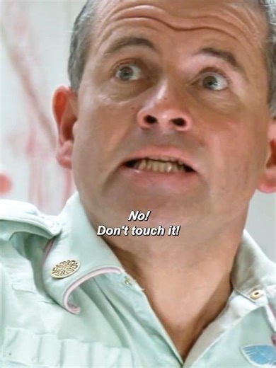 Alien-1：Turns out she was right. They brought trouble on board.#alien #shorts