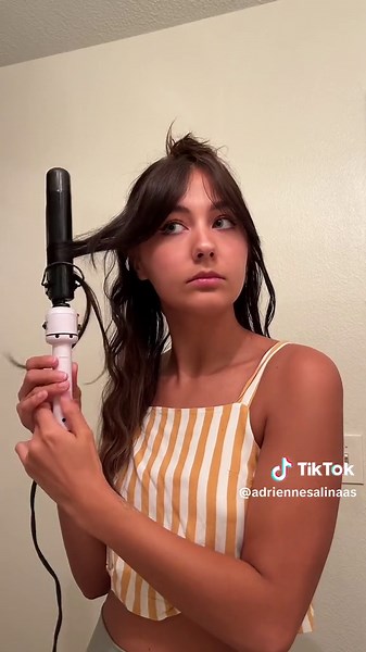 Effortless Beach Waves Tutorial for Medium Length Hair