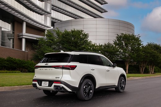 2025 Infiniti QX60 Replaces V-6 with Torquier Turbo Four-Cylinder