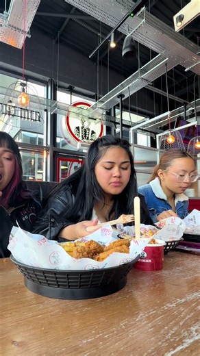slim chickens✨ #fyp #slimchicken #boucherroad #everyone #feed | chickens
