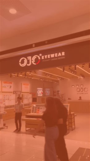 See clearly this 2026 with OJO Eyewear. 👁 Start the year by giving your eyes the care they truly deserve with proper eye checks and eyewear made for your daily needs. Whether it’s for work, school, or everyday moments, our licensed optometrists are here to guide you. 🤗 📍 Visit your nearest OJO Eyewear store and experience quality eye care you can trust. #OJOEyewear #EYEWEARFORALL | OJO Eyewear