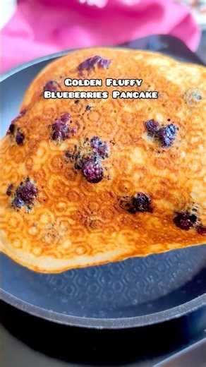 Blueberry Pancakes. #pancakesrecipe #bluberry #breakfastrecipes #americanpancakes #pancakes