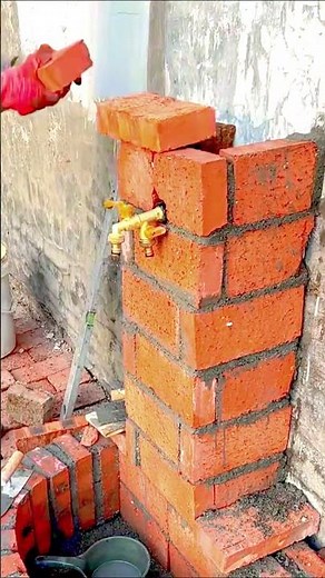 Increíble piscina de ladrillos hecha a mano 😱 Transformación total del patio trasero 🔥 DIY construcc