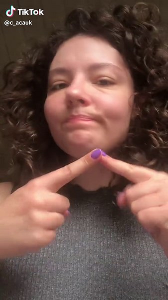 Aprendendo Libras: Sinais para Surdos no Brasil