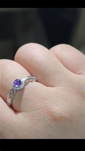 “Luxury Amethyst & Diamond Ring 💎 | Elegant Coin Band Design”