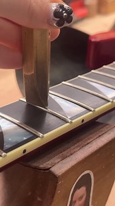 This is how I made frets shine #luthier #guitar #guitarrepair . . 👀Merch, guitars and tools: https://shpachuk.com 🌞 Patreon: https://patreon.com/Shpachuk ☕️ My Ko-fi: https://ko-fi.com/shpachuk | Shpachuk