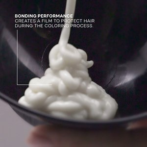 What makes Evolution of the color unique? Its vegan formula and a technology that ensures excellent color distribution while protecting the hair. Watch the video to discover all the details. #alfaparfmilanopro #evolutionofthecolor #sustainability #innovation | Alfaparf Milano Professional