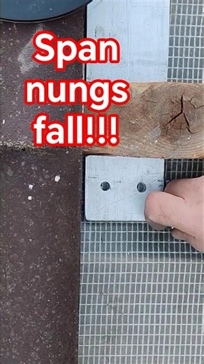 Unterspannbahn zu straff PV Anlage diy Photovoltaik selber machen Dachhaken Unterkonstruktion