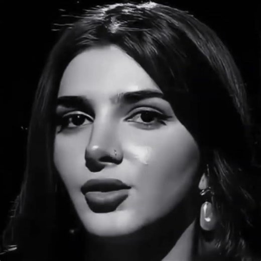 Hum Kabhi Na Milte Toh Acha Hota💔❤️‍🩹#kabhi #milte #poetry #acha #shayari #sad #sadshayari #truelove