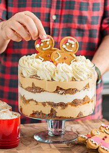 Christmas Gingerbread Trifle - The Scran Line