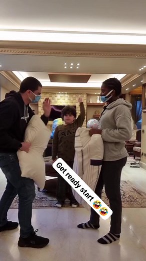 No one can defeat big girl😝🤔 #viral Leosa Jack , Andrew Nyamhunga , Tracy Chokera grab them. | Thelma Thelma