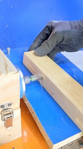 1.4M views · 6.5K reactions | Pro Trick for wood router #tipsandtricks #tooltips #reels | Hand Crafts | Facebook