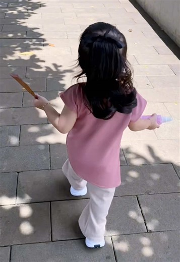 Creative Hairstyles with Hair Clips for Kids