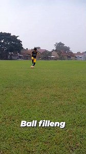 Mastering Change of Direction Footwork Techniques #soccer #skills #training #reel #fbpro #fyp | Seto Bowo