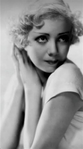 The Roaring 20's Vintage and Flapper Girls pt135. Great Scott! 😍