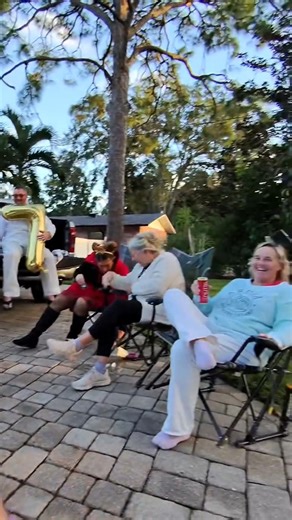 34K views · 985 reactions | Pokémon Trolls Trick or Treat! 琉 #pokemontiktok #pokemoncommunity #pokemoncards #pokemon #troll | Squeak slims | Facebook