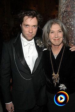 Erev shel shoshanim by Rufus Wainwright & Kate McGarrigle