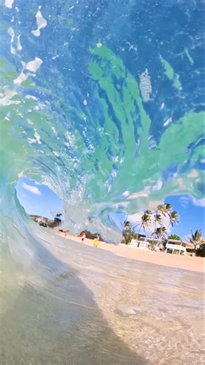 Clear mini ocean wave in Hawaii #oceanwaves #ocean #clearwater #reels | Dgphotography