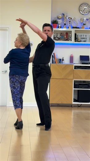 Dancegiving party was awesome! Stay tuned for the next one!✨💃🕺🏻🎉 #dance #dancelife #letsdancemiami | Let's Dance Miami