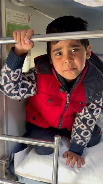 Mamma, Please!" 🥺 Aarvi’s Swing Adventure 🎢