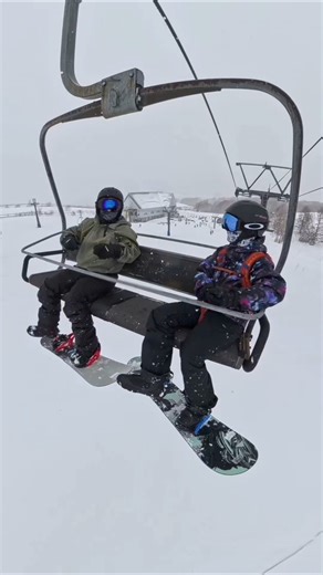 made it out of the group chat #snowboarding #japan #groupchat #trip