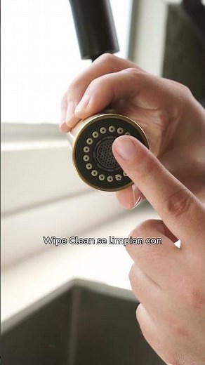 Pfister Asari Negro con Dorado: diseño premium y funcionalidad total en tu cocina