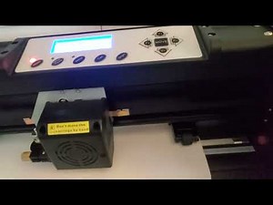 Now making vinyl stickers... Testing the Vevor 28" Plotter Signmaster Art,