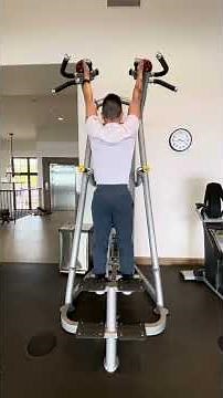 Fitness Tutorial: Hoist Machine Chin/Dip Assist