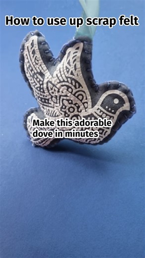 1.2K views | Learn How to Make a Felt Dove Christmas Decoration + and grab Free SVG Cut File Just comment LINK LinkDM *193* | Craft with Cartwright | Facebook